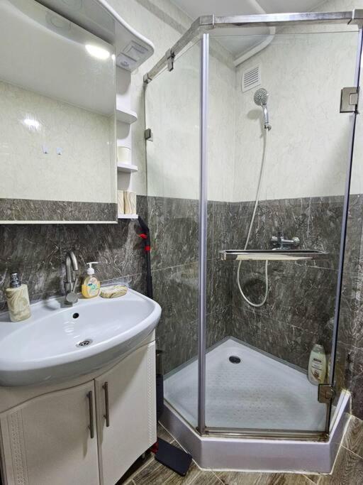 2 Bedroom Central Apartment Κισινάου Εξωτερικό φωτογραφία